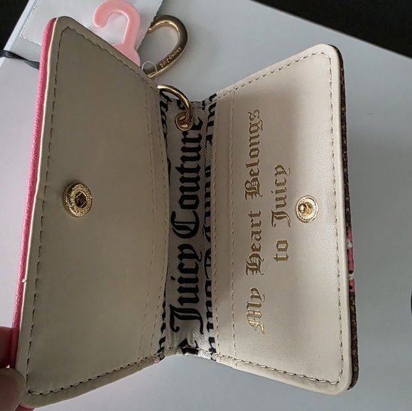 NWT Juicy Couture Berry Sweet Card Case - Picture 3 of 4